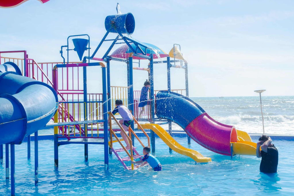 Water Park (1)-2.webp